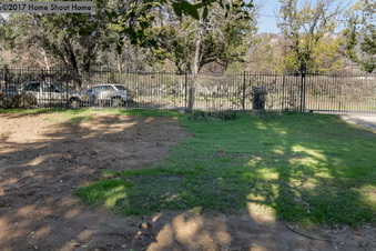 Enlarge photo 44