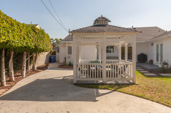 Enlarge photo 37