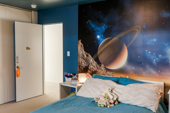 Enlarge photo 69