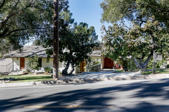 Enlarge photo 35