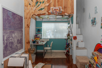 Enlarge photo 25