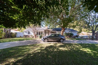 CAST 11933 WOODLAND HILLS