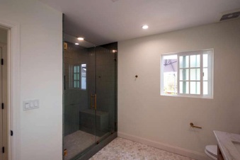 Enlarge photo 40