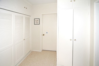 Enlarge photo 52