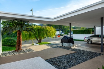 Enlarge photo 64