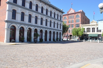 Enlarge photo 19