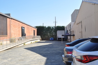 Enlarge photo 12