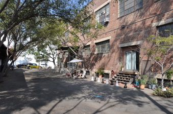Enlarge photo 10