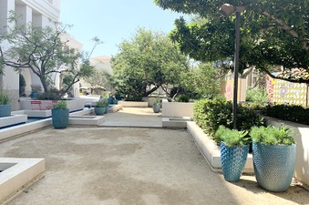 Enlarge photo 28