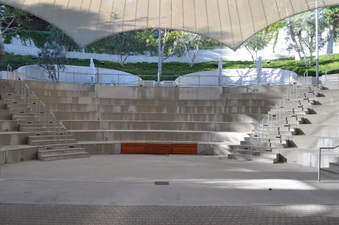 Enlarge photo 12