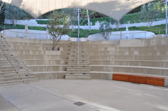 Enlarge photo 13