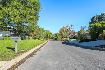 Enlarge photo 24