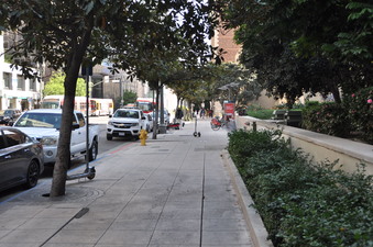 Enlarge photo 17