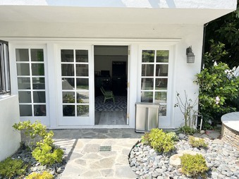 Enlarge photo 25