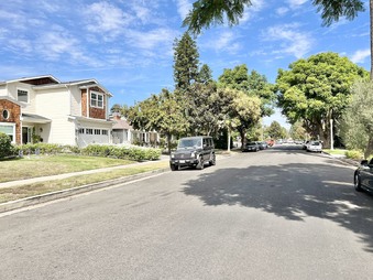 Enlarge photo 40