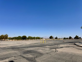 Enlarge photo 2