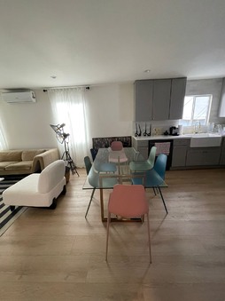 Enlarge photo 2