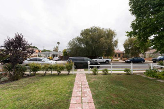 Enlarge photo 15