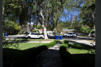 Enlarge photo 10