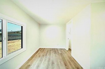 Enlarge photo 34