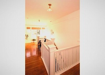 Enlarge photo 29