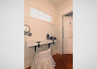 Enlarge photo 32