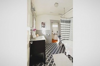 Enlarge photo 33