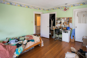 Enlarge photo 13