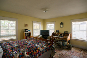 Enlarge photo 22