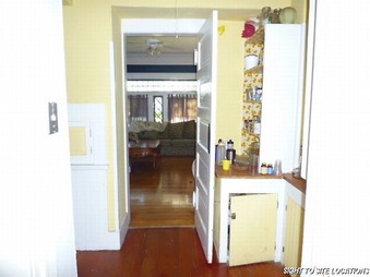 Enlarge photo 23