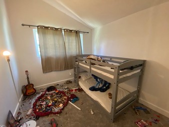 Enlarge photo 16