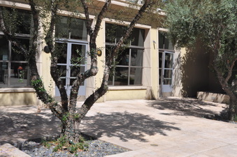Enlarge photo 12