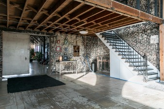 Enlarge photo 5