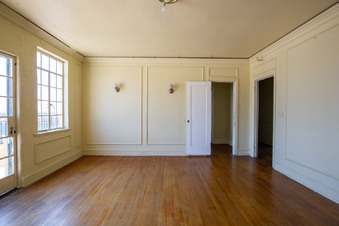 Enlarge photo 30