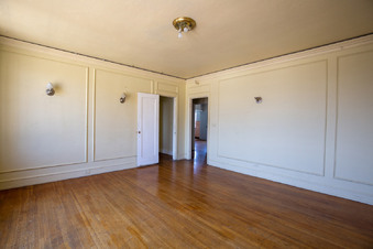 Enlarge photo 31