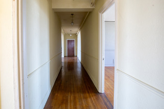 Enlarge photo 34