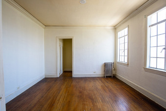 Enlarge photo 45