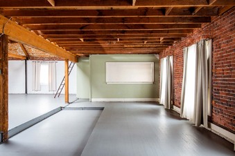Enlarge photo 35
