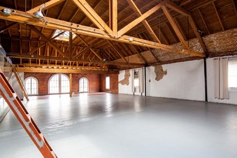 Enlarge photo 62