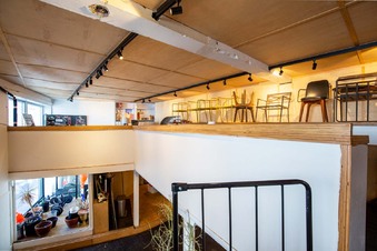 Enlarge photo 59