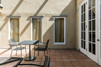 Enlarge photo 19