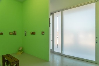 Enlarge photo 3