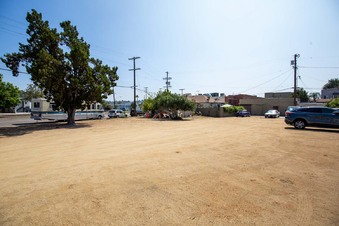 Enlarge photo 37