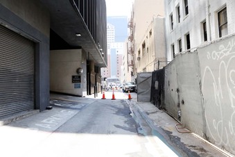 Enlarge photo 35