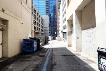 Enlarge photo 36
