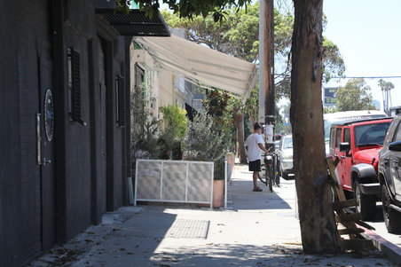 Enlarge photo 8