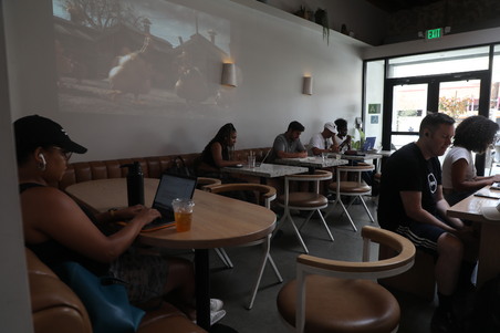 Enlarge photo 47