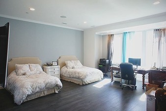 Enlarge photo 22