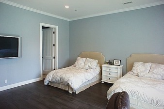 Enlarge photo 26