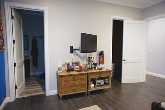 Enlarge photo 29